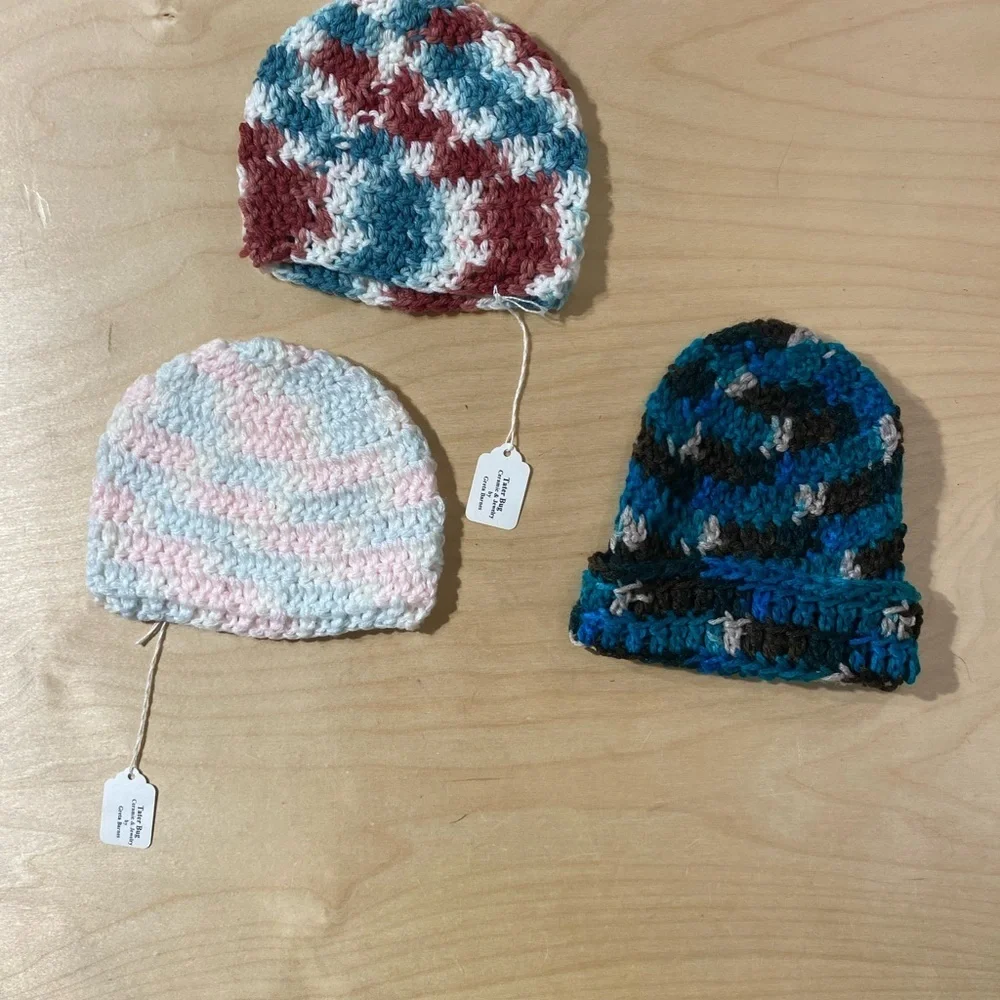 Handmade Multicolor Crochet Beanie Set for Kids (QG)
